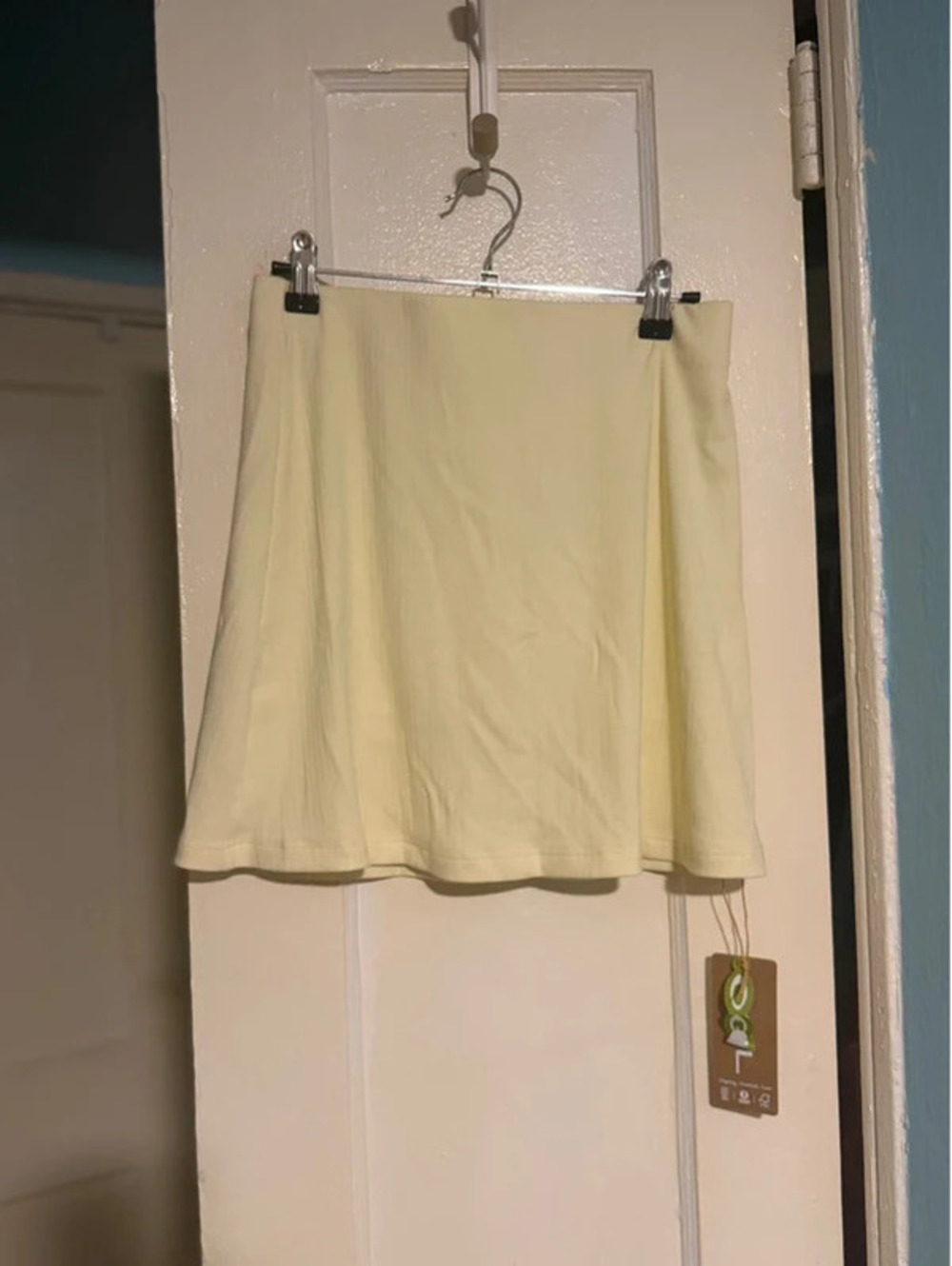 OGL Light Yellow Above The Knee Skort NWT Size Small